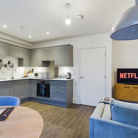 Ferienwohnung The Grove King Bed Wi-Fi Ev Charger Cheltenham Exterior foto